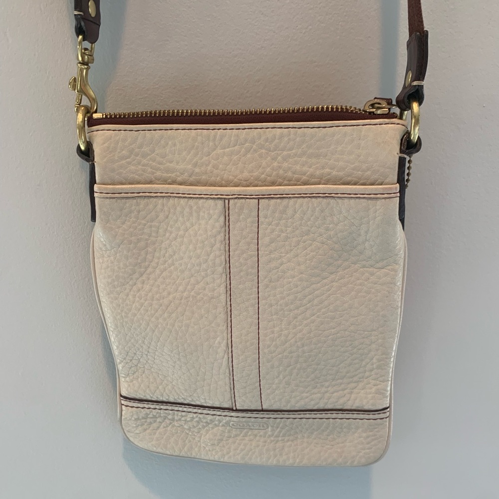 Coach crossbody bag in white leather